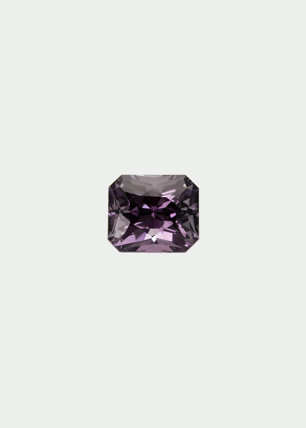 2.85-Ct.-Violet-Tanzanite-from-Tanzania