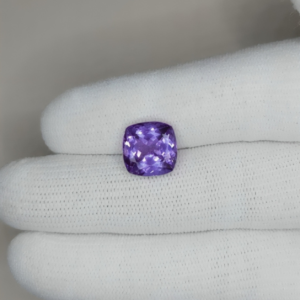 5.82-Ct.-Violet-Tanzanite-from-Tanzania.