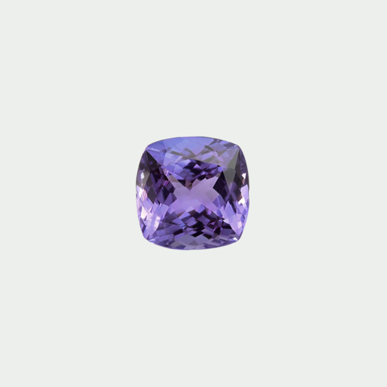 5.82-Ct.-Violet-Tanzanite-from-Tanzania.