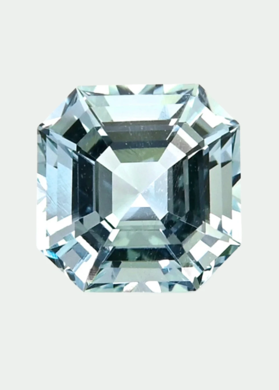 4.47 Ct. Greenish Blue Aquamarine from Ceylon (Sri Lanka)